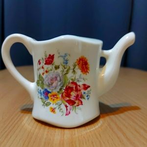 Jubilee Fine Bone China Creamer Made in England